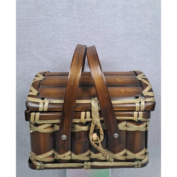Vintage Bamboo Treasure Chest Mini Picnic Basket Purse 7x7x6 inches Keep-Sake - Picture 2 of 15